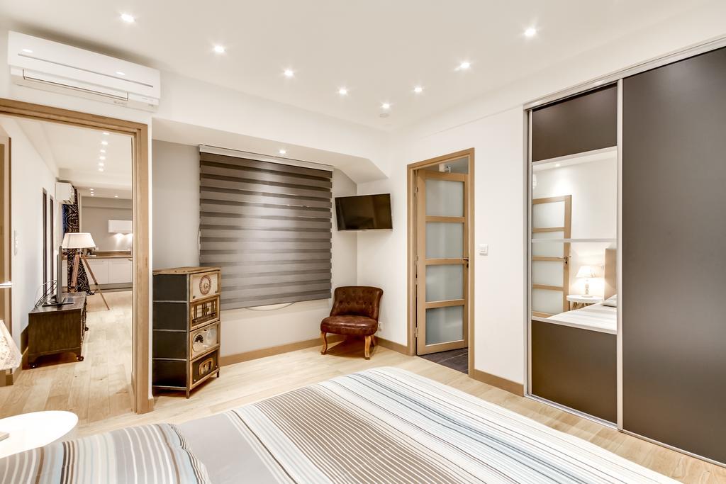 Just Renovated 138m2 On The Seine Appartement Parijs