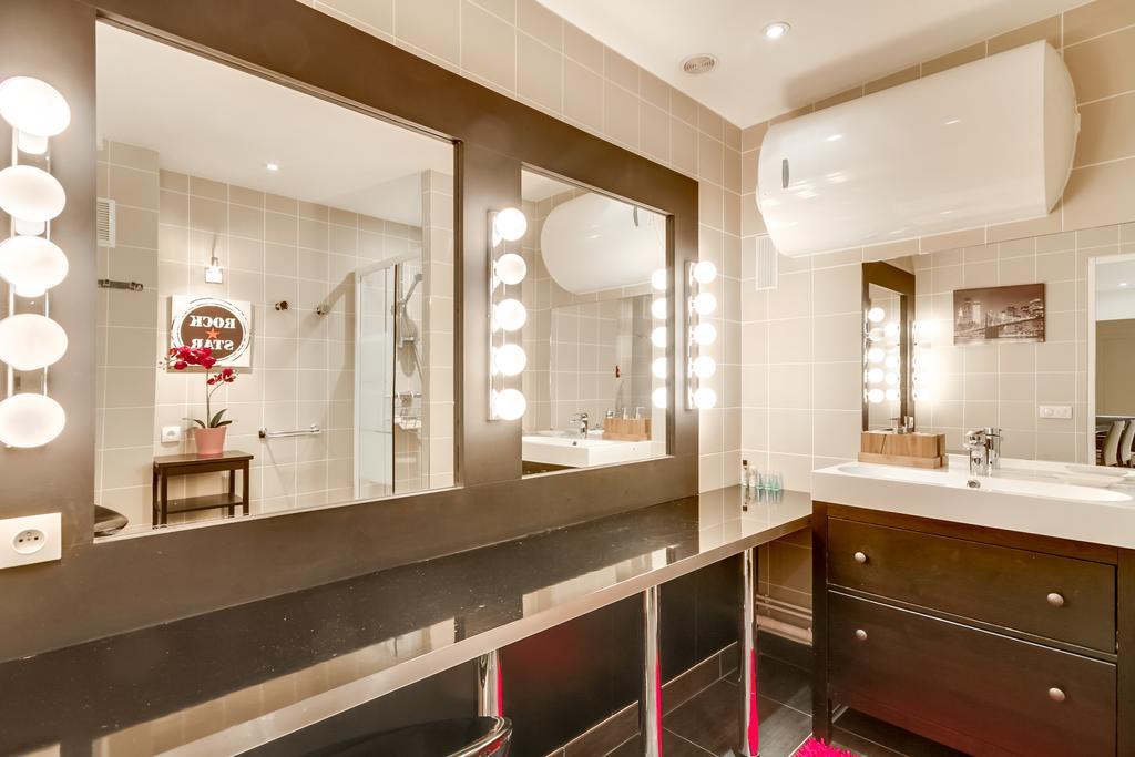 Just Renovated 138m2 On The Seine Parijs